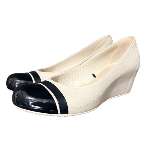 CROCS Shoes - CROCS Wedge Pumps Cap Toe Wedges Cream & Black Women's Size‎ 9